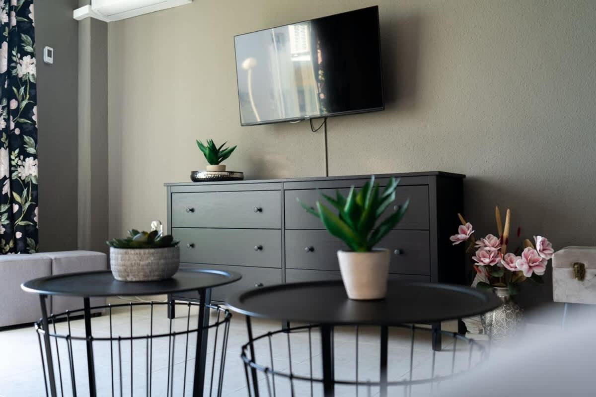 Marbellamar Calahonda - 2-Bedroom Apartment 50 Meters From The Beach 외부 사진